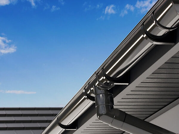 https://equityroofs.com/wp-content/uploads/2019/05/page-gutters-2-600x450.jpg